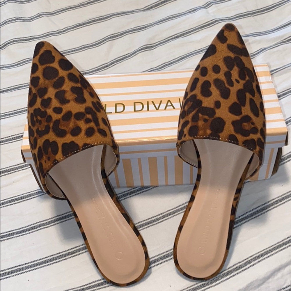 Leopard print mule loafers